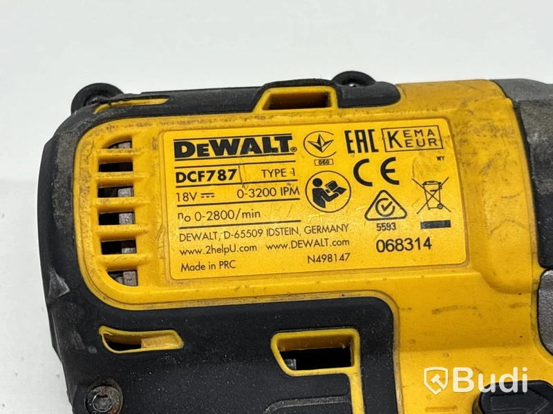 7 st elhandmaskiner Dewalt