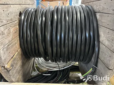 2 st rullar med kabel