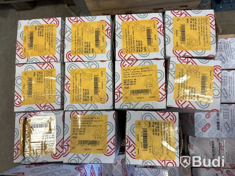 Parti blandat elmaterial - 12 pallar