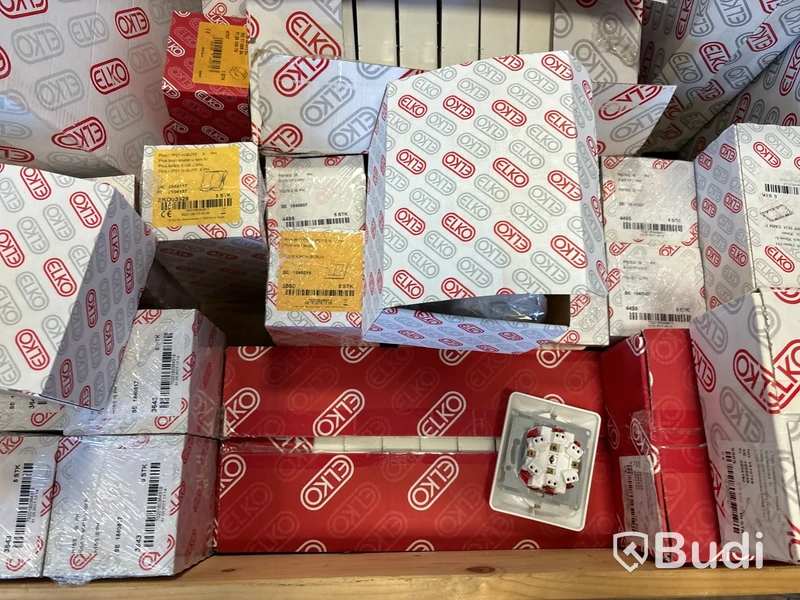 Parti blandat elmaterial - 12 pallar