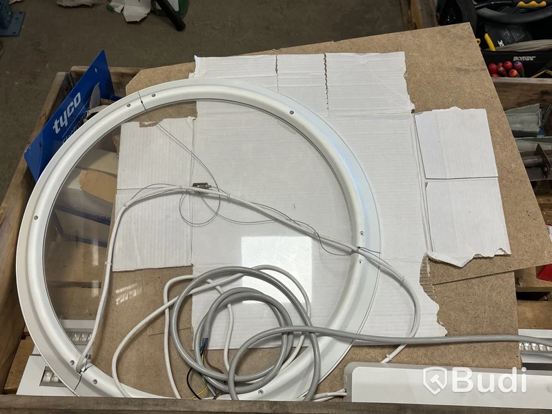 Parti kabel & blandat elmaterial - 12 pallar