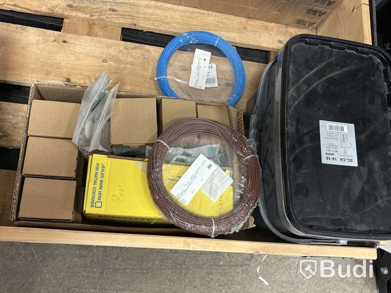 Parti kabel & blandat elmaterial - 12 pallar