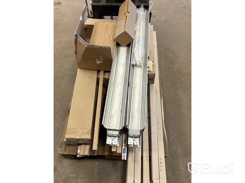Parti kabel & blandat elmaterial - 12 pallar
