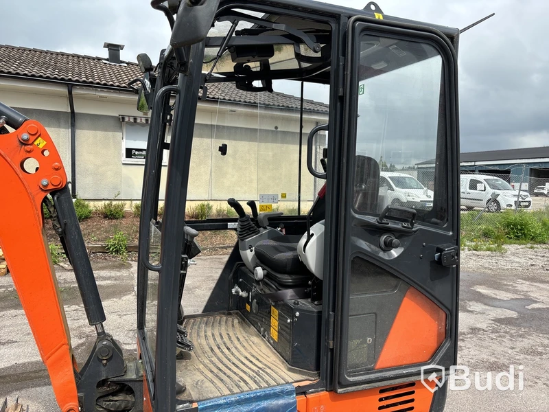 Bandgrävare Hitachi ZX19-6 | 146,5 h | 2019