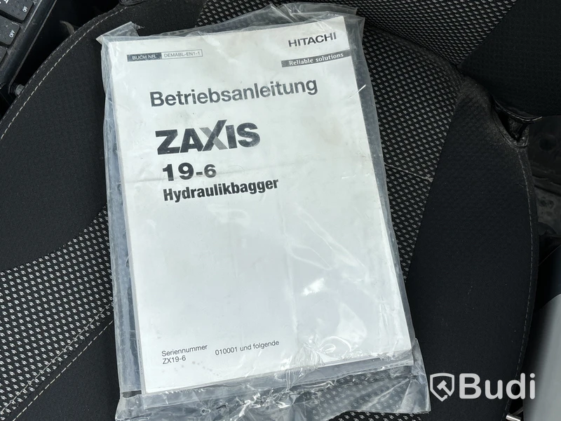 Bandgrävare Hitachi ZX19-6 | 146,5 h | 2019