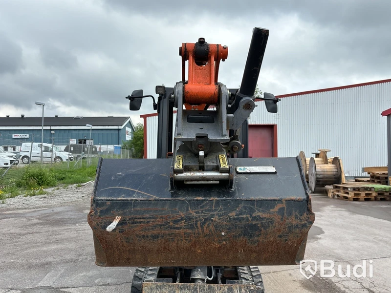 Bandgrävare Hitachi ZX19-6 | 146,5 h | 2019