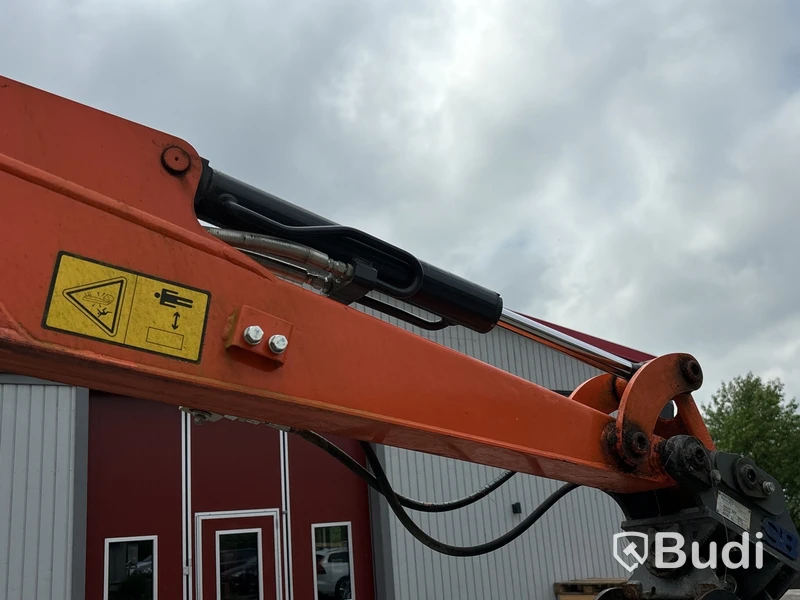 Bandgrävare Hitachi ZX19-6 | 146,5 h | 2019