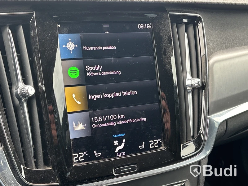Volvo V90 D4 AWD | 14144 mil | 2020