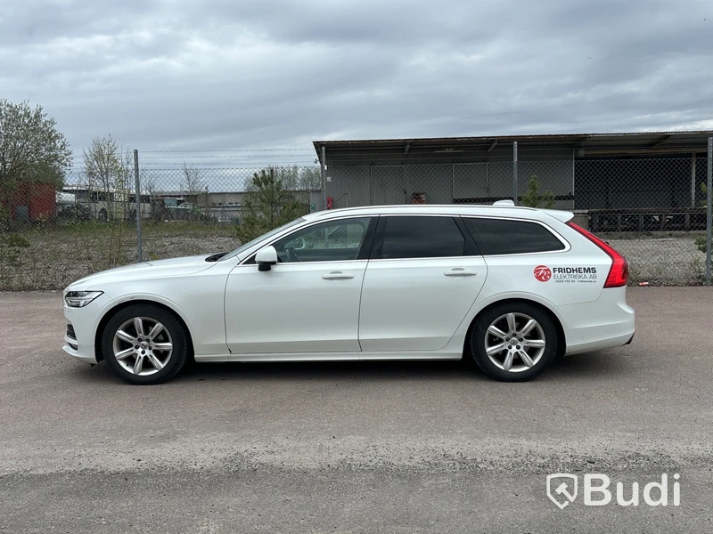Volvo V90 D4 AWD | 14144 mil | 2020