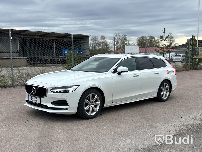 Volvo V90 D4 AWD | 14144 mil | 2020