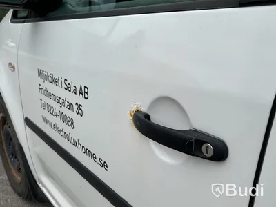 Skåpbil Volkswagen Caddy Maxi 2.0 EcoFuel | 15217 mil | 2010