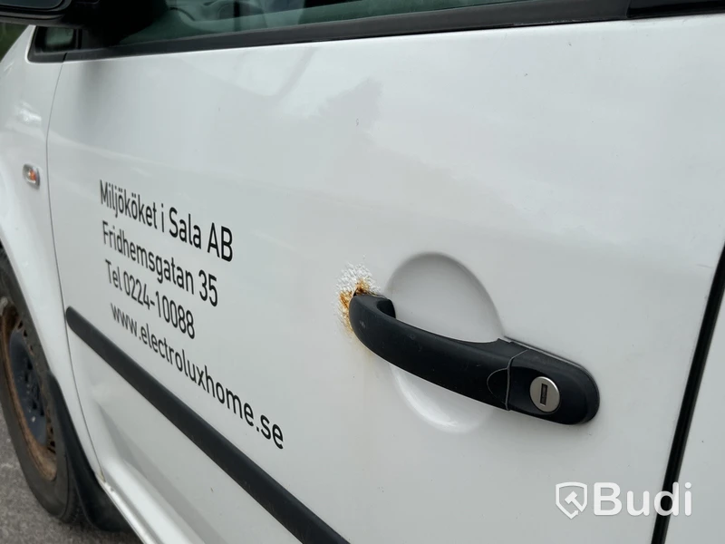 Skåpbil Volkswagen Caddy Maxi 2.0 EcoFuel | 15217 mil | 2010