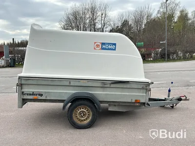 Bromsad släpvagn med kåpa Brenderup A6E0EC-S5 | 2002