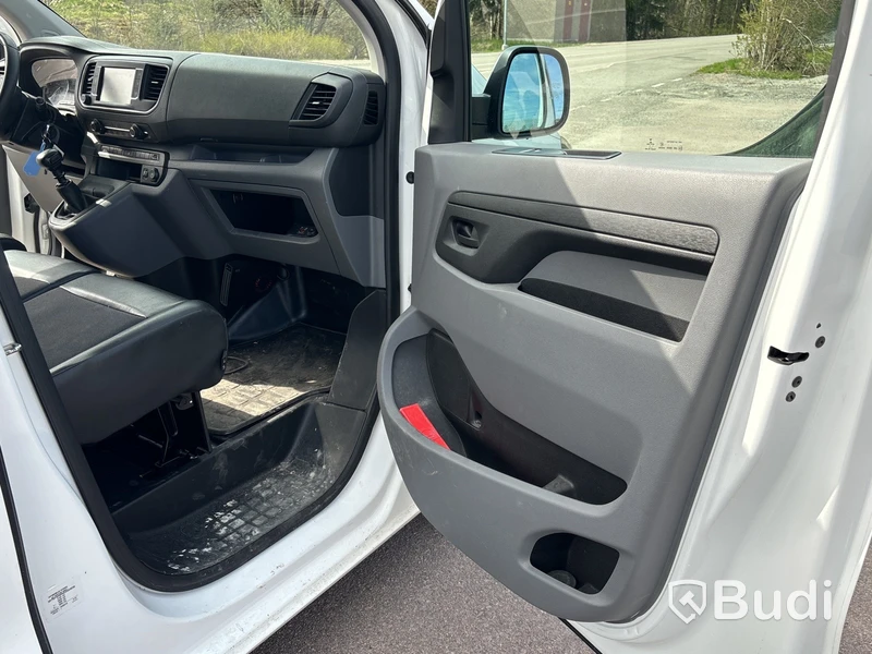 Skåpbil Citroën Jumpy 2.0 BlueHDi | 13157 mil | 2016