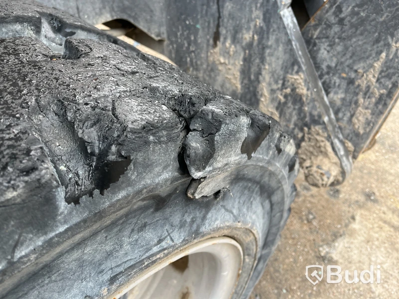 Materialhanterare med Grip Fuchs MHL 320 -2015  | Höj- och sänkbar hytt