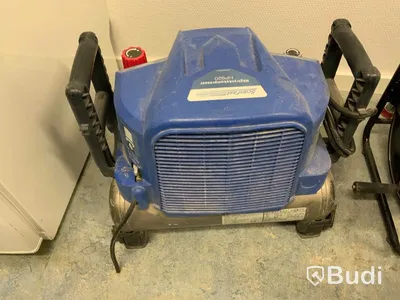Högtryckskompressor HP920 ScanFast Höhtryck max 25 bar  Lågtryck max 11 bar Funktionstestad. Högtrycksslang på rulle ingår