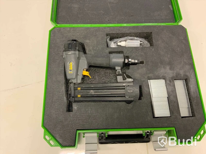Dyckertpistol Scnneider SNG-SK 50. Tryckluftdriven. Ligger i en ESSVE. Låda