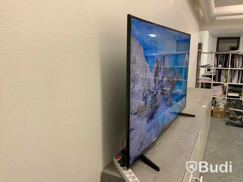 TV SAMSUNG 65 tum model: UE65NU6025K.