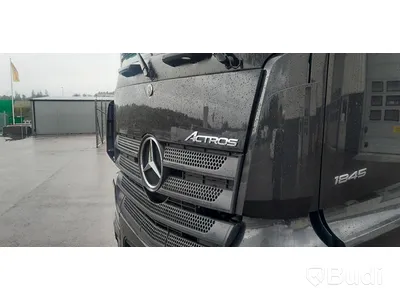 Dragbil Mercedes-Benz Actros -2023