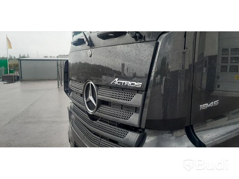 Dragbil Mercedes-Benz Actros -2023