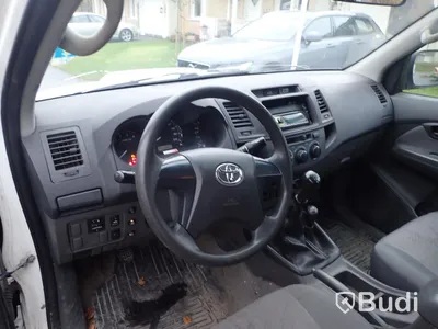 Toyota Hilux PickUp med kåpa | 4x4 | 2012