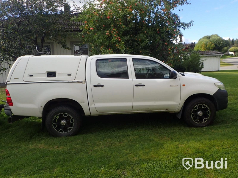 Toyota Hilux PickUp med kåpa | 4x4 | 2012
