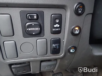 Toyota Hilux PickUp med kåpa | 4x4 | 2012