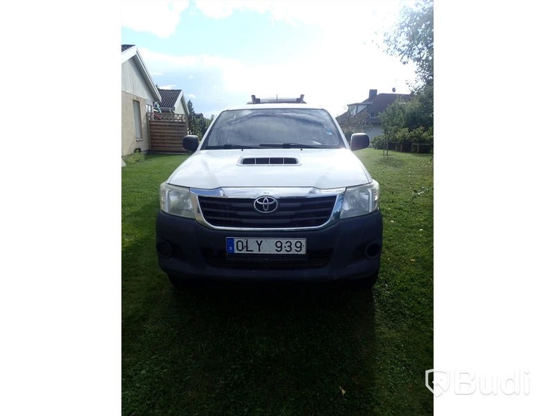 Toyota Hilux PickUp med kåpa | 4x4 | 2012