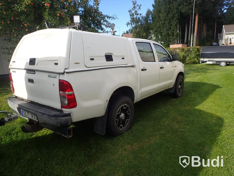 Toyota Hilux PickUp med kåpa | 4x4 | 2012