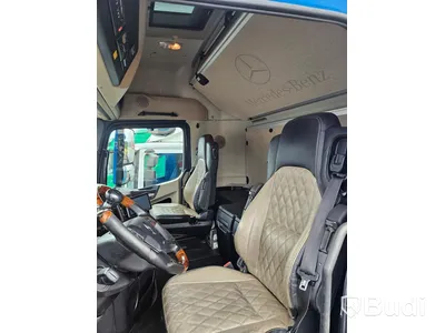 Lastbil MERCEDES-BENZ 963-0-C - 2015 | Öppningsbar sida