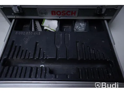 BOSCH skruvdragare med case
