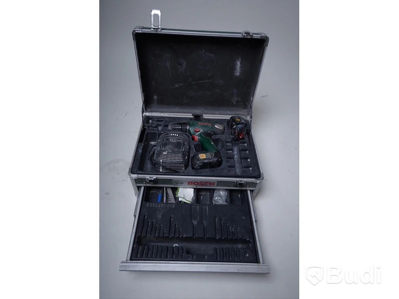 BOSCH skruvdragare med case