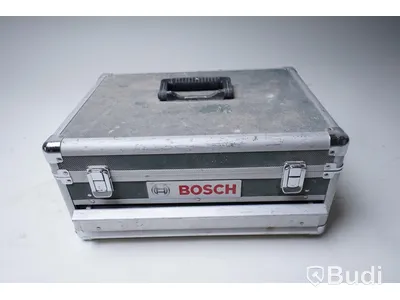 BOSCH skruvdragare med case