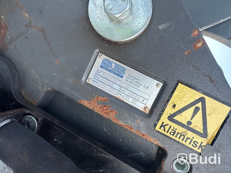 Grävmaskin Wacker Neuson ET-35 med tiltrotator och skopor.