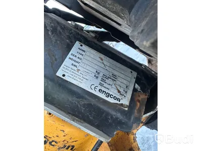 Grävmaskin Wacker Neuson ET-35 med tiltrotator och skopor.