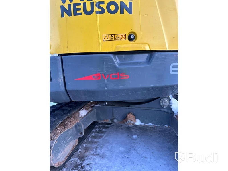 Grävmaskin Wacker Neuson ET-35 med tiltrotator och skopor.