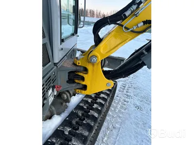 Grävmaskin Wacker Neuson ET-35 med tiltrotator och skopor.
