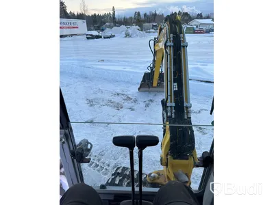 Grävmaskin Wacker Neuson ET-35 med tiltrotator och skopor.