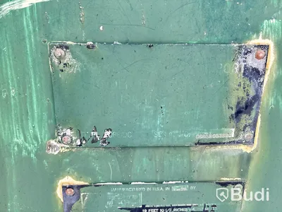 Container 20-fot med innehåll.
