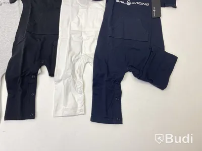 Paket med barnkläder av märket Sail Racing, stl. 6-12 mån