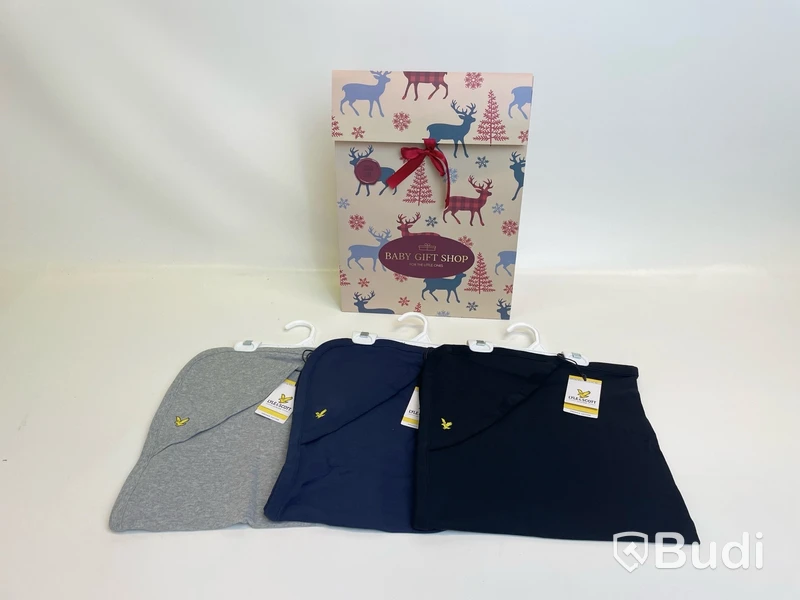 3 st. Filtar med huva Lyle & Scott