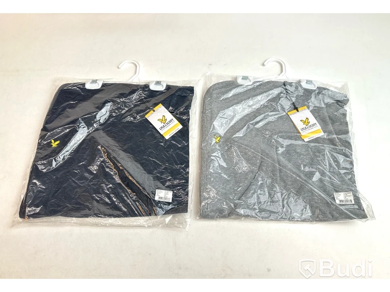 Paket med långärmad body och 2 st filtar från Lyle & Scott