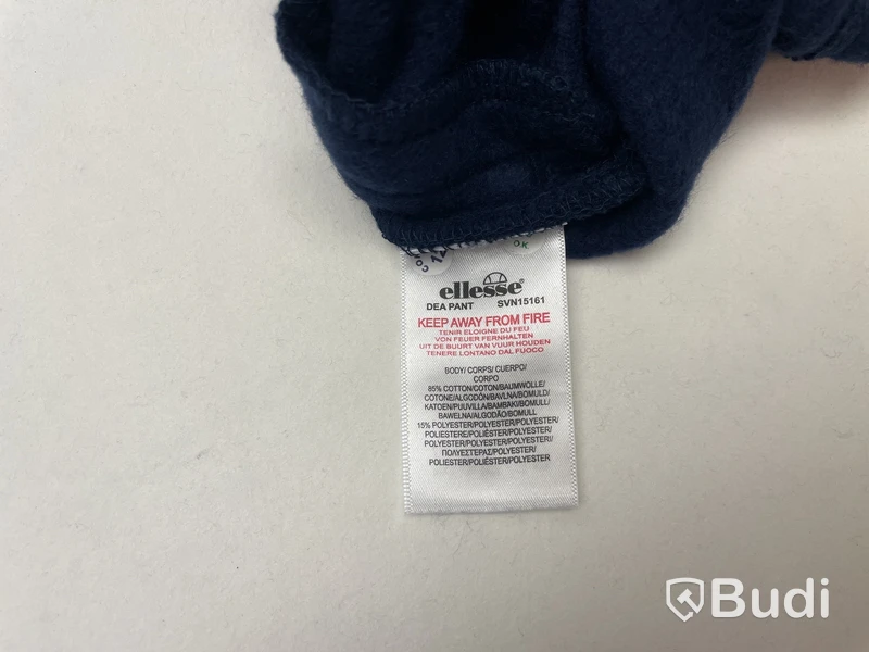 Paket med barnkläder Sail Racing och Ellesse, stl. 0-6 mån