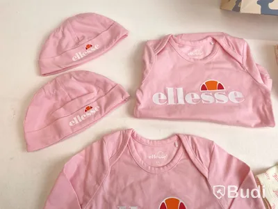 7 st. Paket med barnkläder Juicy Couture och Ellesse, olika storlekar