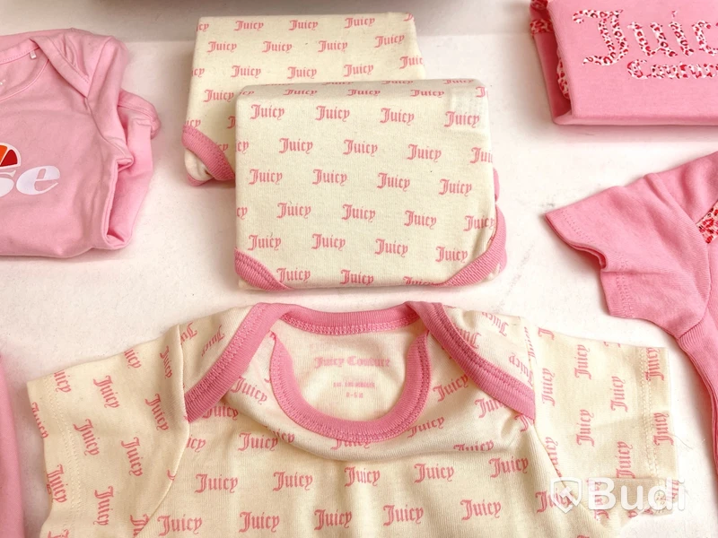 7 st. Paket med barnkläder Juicy Couture och Ellesse, olika storlekar