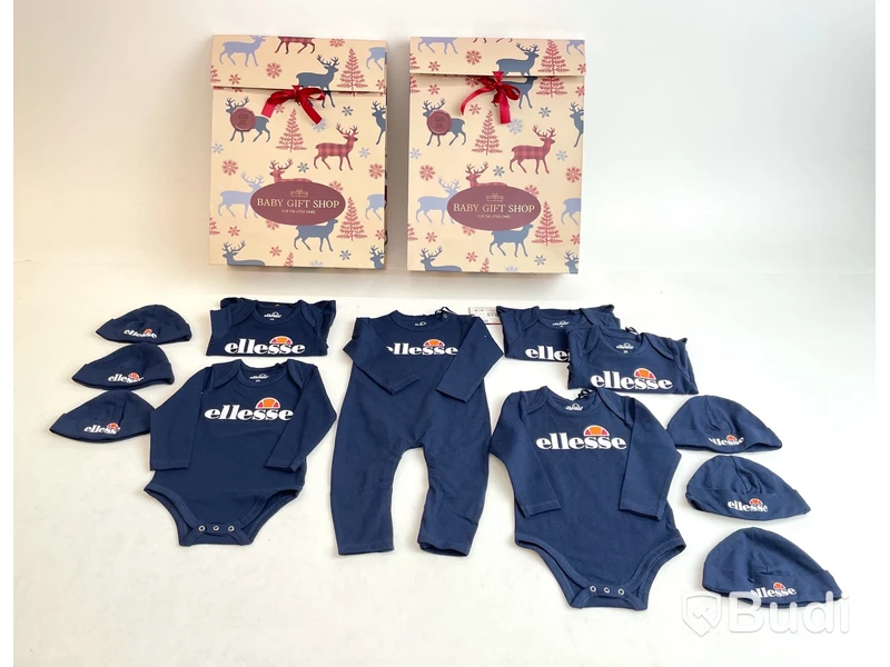 Paket med barnkläder Ellesse, olika storlekar