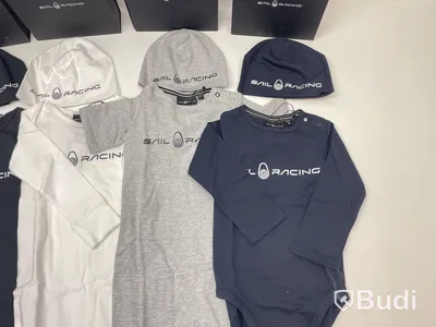 Paket med barnkläder av märket Sail Racing, stl. 12-18 mån