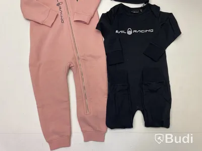 Paket med barnkläder av märket Sail Racing, stl. 18-24 mån