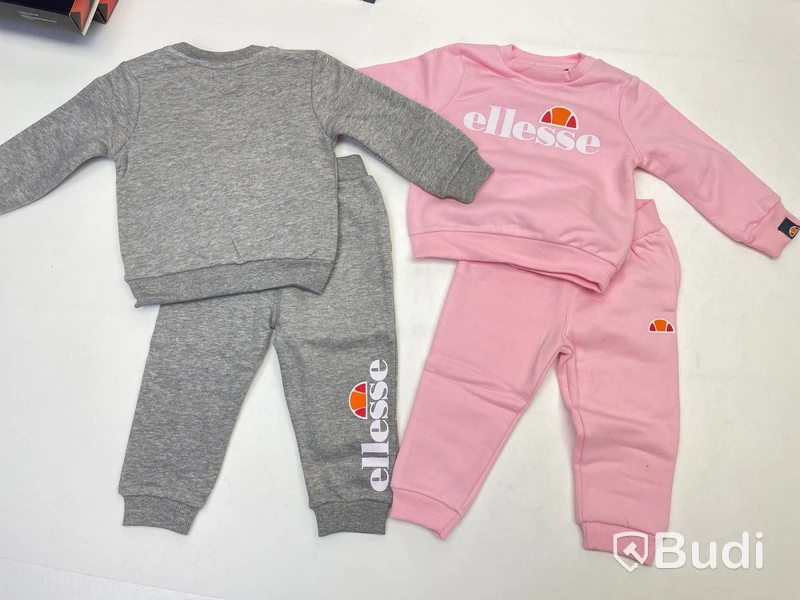 Paket med barnkläder av Ellesse, 9-12 mån