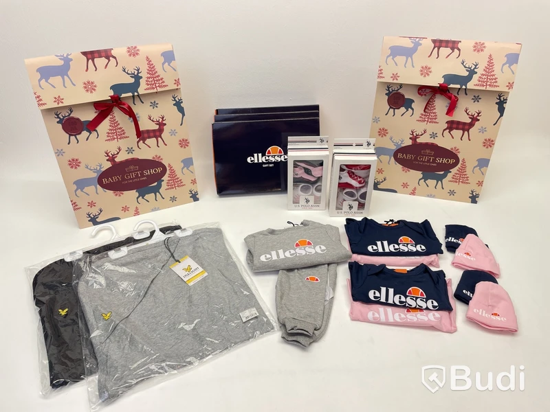 Paket med barnkläder av Ellesse, Polo och Lyle&Scott, 0-3 mån